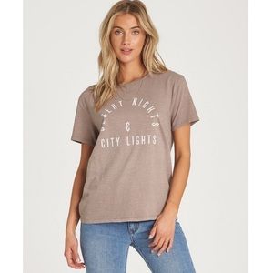 🔥🔥BILLABONG - BOYFRIEND TEE🔥🔥